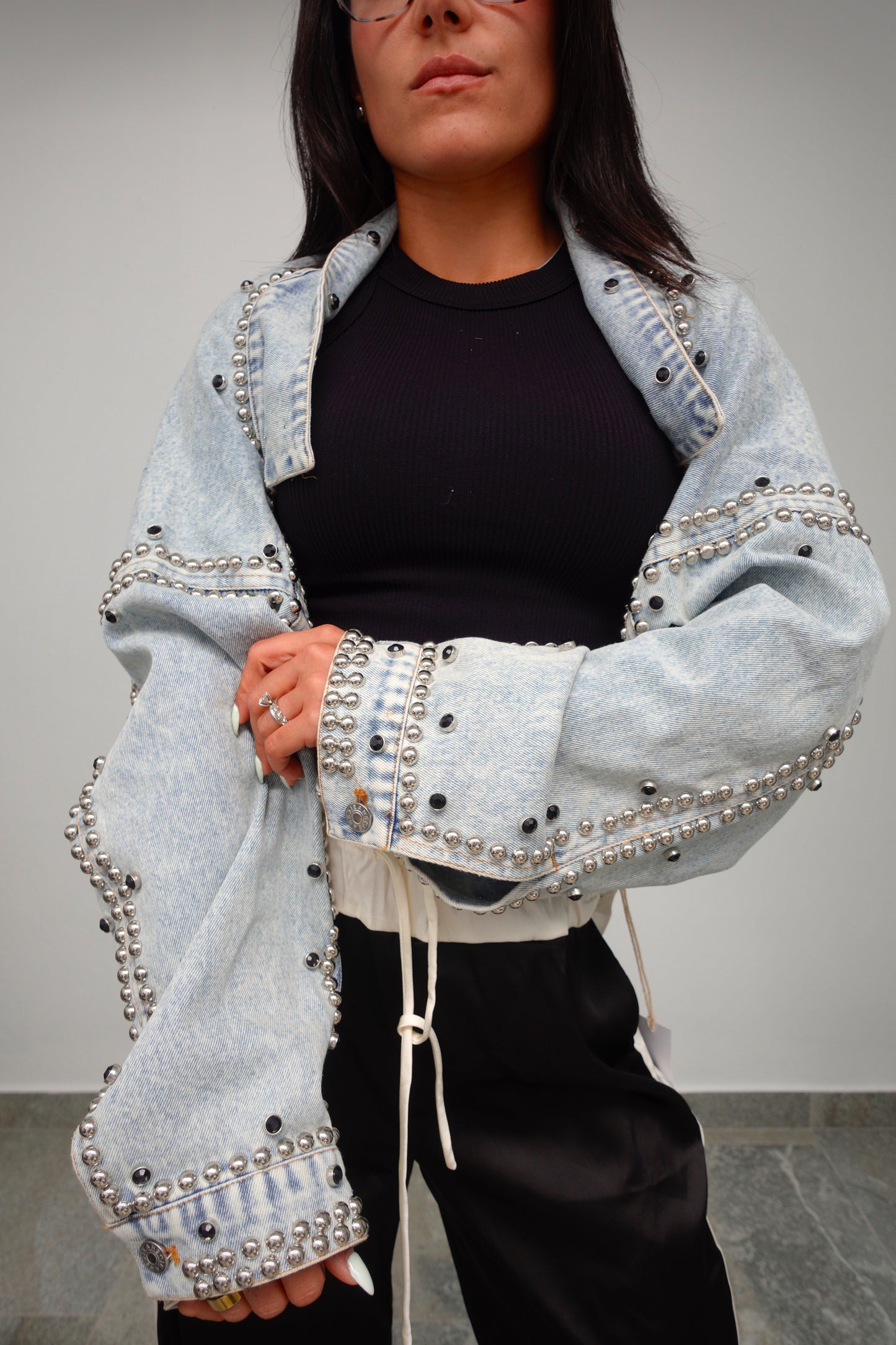 STUDS LIGHT DENIM JACKET